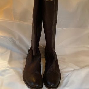 Women’s Frye boots